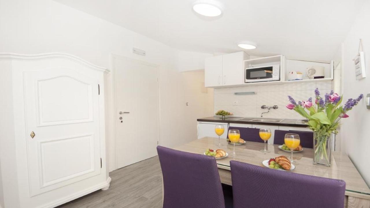 Apartments Angela บาชกาโวดา ภายนอก รูปภาพ